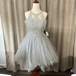 Elegant Gray Lace Cocktail Dress